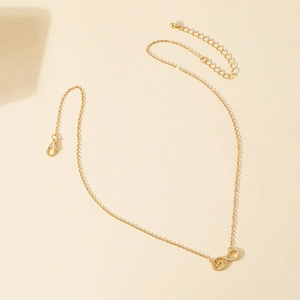 Collier cœur infini doré minimaliste avec chaîne réglable et fermoir mousqueton
