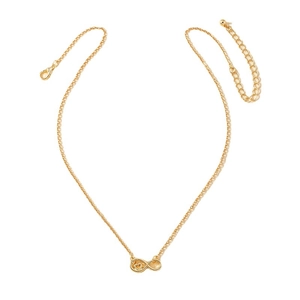 Collier élégant doré avec symbole infini et pendentif cœur sur une fine chaîne réglable