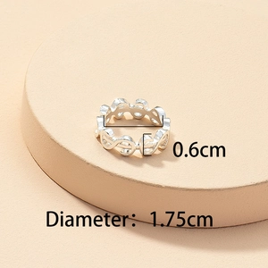 Chic silver hollow infinity weave ring with 0.6cm width on geometric display base