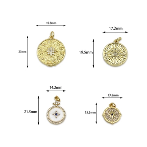 Set of four 18K gold plated micro-pave compass and star charms with尺寸 details