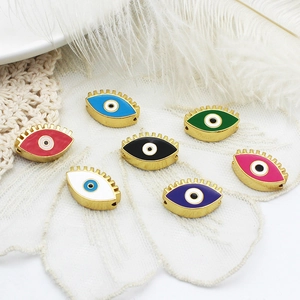 Siebenfarbige Emaille-Böser-Blick-Anhänger für Halsketten und Armbänder mit Wimpern