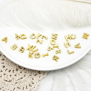 18K Echt Vergoldet Kupfer Alphabet Perlen 3D Initialen A-Z Buchstaben Anhänger DIY Halskette Armband Schmuckherstellung Zubehör