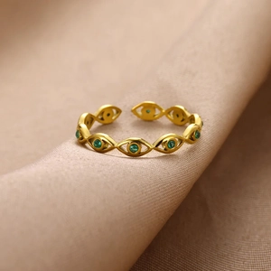 Bague ouverte ajustable Evil Eye dorée avec pierres centrales vertes vibrantes