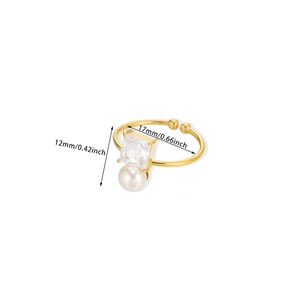 Detail view of gold adjustable ring with square zircon and white pearl dimensions