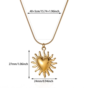 Spécifications de taille pour collier pendentif cœur soleil en acier inoxydable