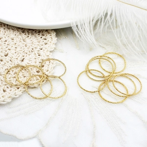 Bagues minimalistes empilables plaquées or 18 carats avec texture corde pour bijoux