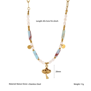Collana artigianale con pendente a fungo in pietre naturali e acciaio inossidabile