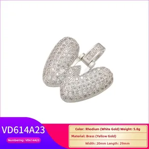 Spécifications détaillées d'un pendentif lettre W hip hop en laiton plaqué rhodium