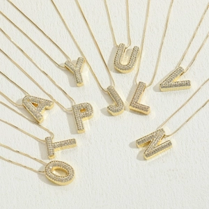Luxus Kupfer Zirkonia Initialen A-Z Buchstaben Anhänger Halskette Für Damen Personalisierte Alphabet Choker Mode Schmuck Nur Anhänger