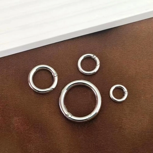 Polished stainless steel spring O-rings in four sizes for bags and DIY jewelry projects