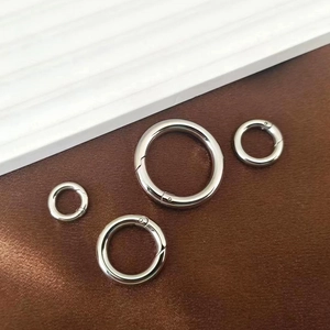 Polished silver stainless steel spring O-rings in three sizes for DIY bags and keychains