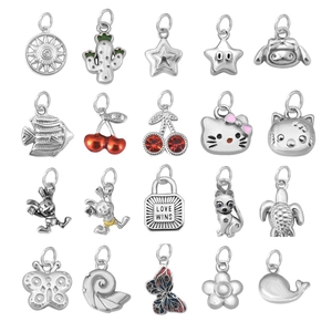 Collection de pendentifs en acier inoxydable argenté avec motifs animaux et nature