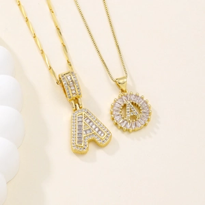 Luxurious Copper Zirconia Initial Letter Necklace Gold Silver Plated Baguette Cut 26 Alphabet Pendant Iced Out Commuter Jewelry