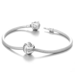S925 sterling zilveren volleybal bedel met zirkonia op een stijlvolle slangenarmband