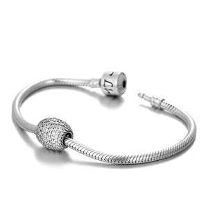 S925 sterling zilveren slangenarmband met sprankelende kristallen pavé kraal
