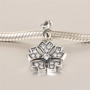 S925 sterling silver cherry blossom pendant with white zircon on snake chain necklace