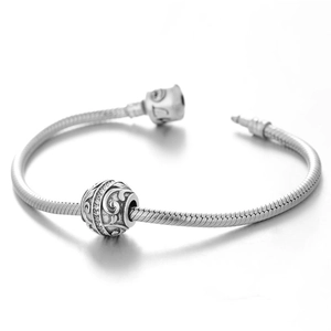 S925 Sterling Silber Schlangenkette Armband mit Vintage-Hohlperle im floralen Design