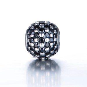 S925 Sterling Silber Kugel Charm mit schwarzen Zirkonia Steinen für DIY Armbänder