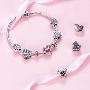Elegante bracciale in argento S925 con ciondoli albero del cuore e smalto rosso