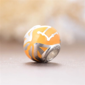 Abalorio del zodiaco Géminis de plata de ley S925 con resina naranja y patrón de estrellas