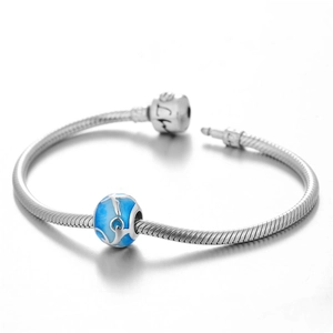 Pulsera de serpiente en plata S925 con cuenta de estrella de mar azul y cierre grabado
