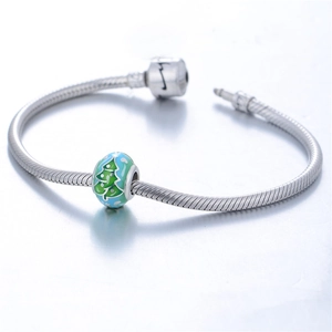 Pulsera de serpiente en plata S925 con abalorio de árbol de Navidad esmaltado verde