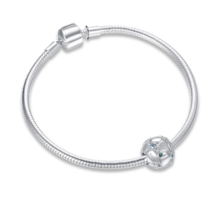 S925 sterling zilveren slangenarmband met een blauwe edelsteen bloembedel