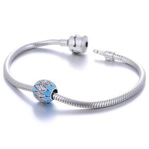 Pulsera de plata de ley 925 de serpiente con cuenta esmaltada azul y circonitas