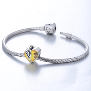 Pulsera de plata S925 tipo serpiente con dije de corazón en esmalte amarillo y espiga
