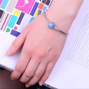 Pulsera de cadena de serpiente de plata S925 con dije azul y circonitas azul oscuro