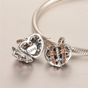 Pendentif cœur en argent S925 avec tissage, zircon ambré et gravure LOVE sur chaîne