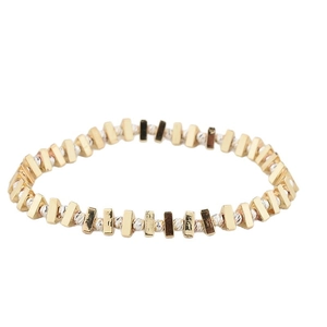 Bracelet extensible géométrique avec maillons dorés et perles argentées modernes