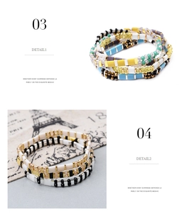 Detalle de las pulseras multicapa hechas a mano con cuentas de vidrio TILA estilo boho