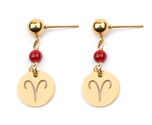 Détails des boucles d'oreilles signe du zodiaque Bélier en acier doré et perle rouge