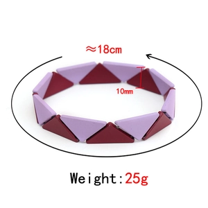Böhmisches geometrisches zweifarbiges Harzarmband in Lila und Rot, 18 cm lang und 10 mm breit