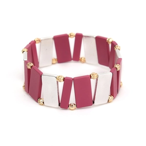 Detailed macro view of Miyuki handmade geometric square bead bracelet with elastic cord