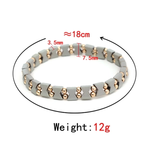 Detailansicht des Vintage-Schleifenarmbands mit Maßen von 18 cm Länge und 12 g Gewicht