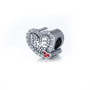 Charm a cuore in argento S925 con incisione LOVE e zirconi rossi per braccialetti fai da te