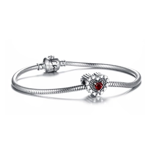Bracciale a catena snake in argento sterling S925 con pendente a cuore rosso traforato