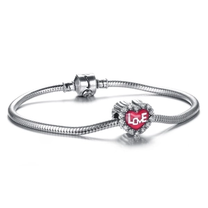 Bracciale snake in argento S925 con ciondolo a cuore rosso, incisione LOVE e zirconi