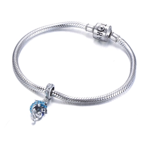 Bracelet maille serpent en argent S925 avec breloque dauphin en cristaux bleus dégradés
