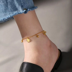 Minimalist Edelstahl Vierblättriges Kleeblatt Glocke Fußkettchen Für Damen Roségold Galvanisiert Verstellbar Fußkette Armband Schmuck