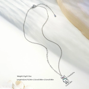 Zilveren berenketting met regenboog zirkonia en ovale schakelketting details