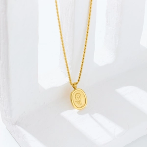 Collier minimaliste en acier inoxydable plaqué or 18k avec pendentif tournesol et chaîne