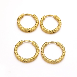Classic gold hammered texture stainless steel hoop earrings for women in a set of four