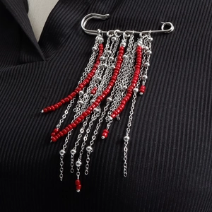 Broche Épingle de Nourrice en Alliage d'Argent Vintage avec Glands en Perles Rouges et Multi-Chaînes pour Femmes Accessoire de Vêtements