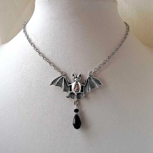 Exquise Gothische Vleermuis Hanger Halsketting Voor Vrouwen Legering Goud Zilver Verguld Traan Kunstmatig Kristal Sieraden Halloween Feest Cadeau