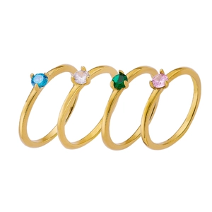 Conjunto de anillos de acero de titanio dorado con cuatro gemas de colores