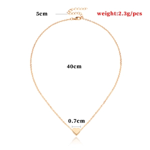 Minimalist gold heart pendant necklace with 40cm chain and 0.7cm polished heart charm