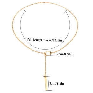 Dimensiones detalladas del collar en Y dorado con borla geométrica y colgante largo